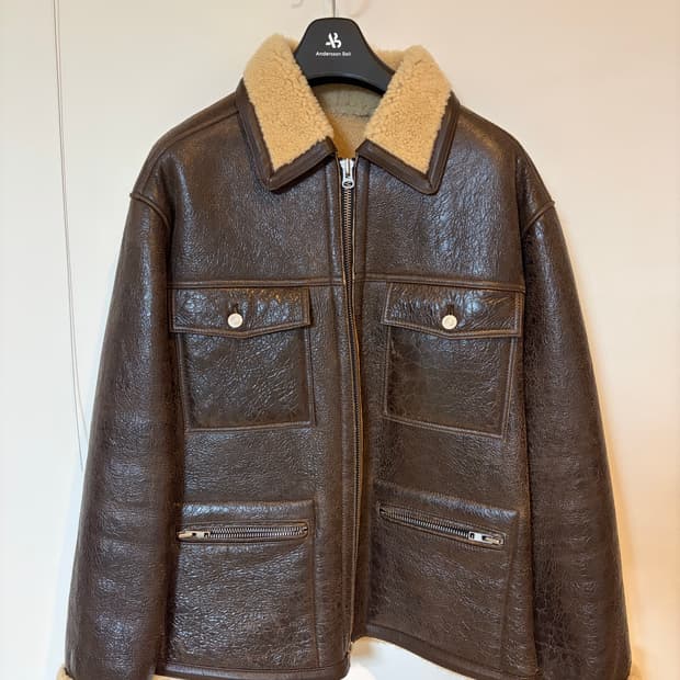 앤더슨벨 무스탕 자켓