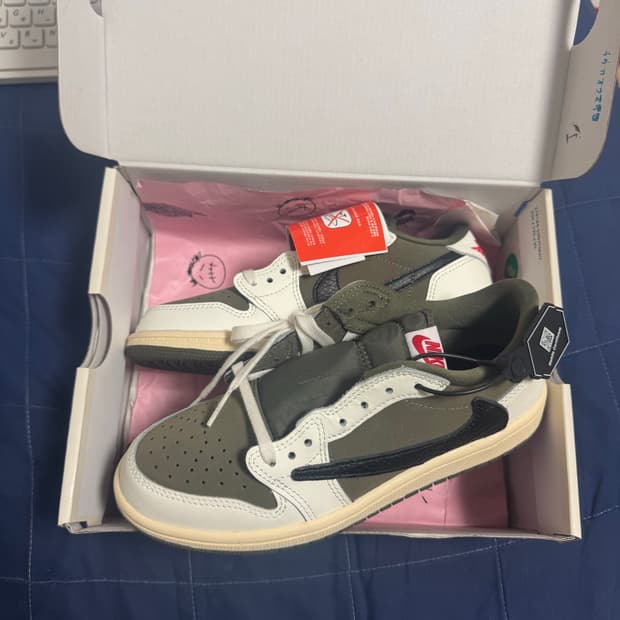 (PS) 215 조던 1 x 트레비스 스캇 리버스 올리브