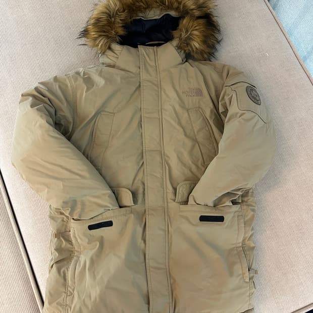 노스페이스 패딩 110 (2XL)