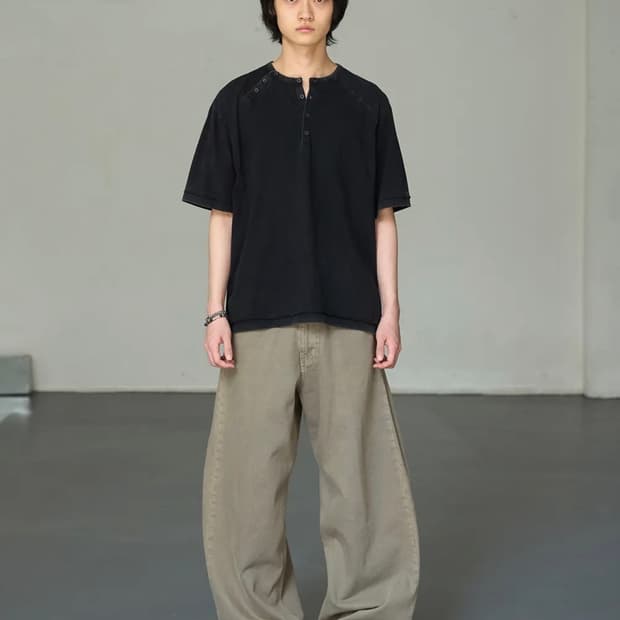 해칭룸 Wide Curve Jeans Olive