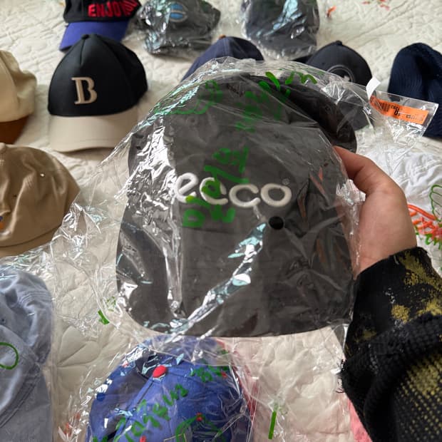 10번) 해외바잉 or 국내매장구매 모자들 볼캡, 헌팅캡, 이어플랩캡 등