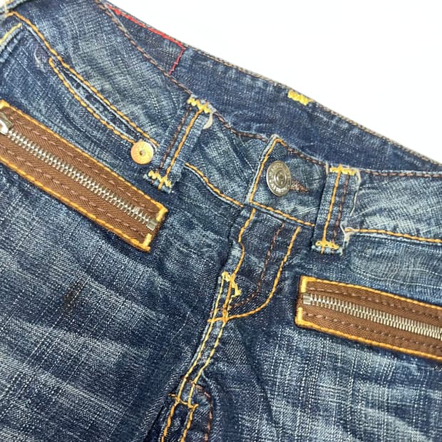 트루릴리젼 리리지퍼 로우라이즈 부츠컷 28