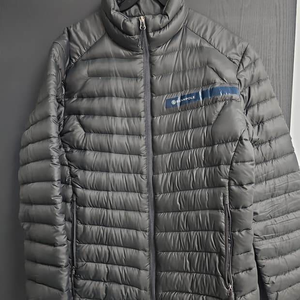 빈폴 정품 남성 구스경량패딩 100사이즈 팝니다