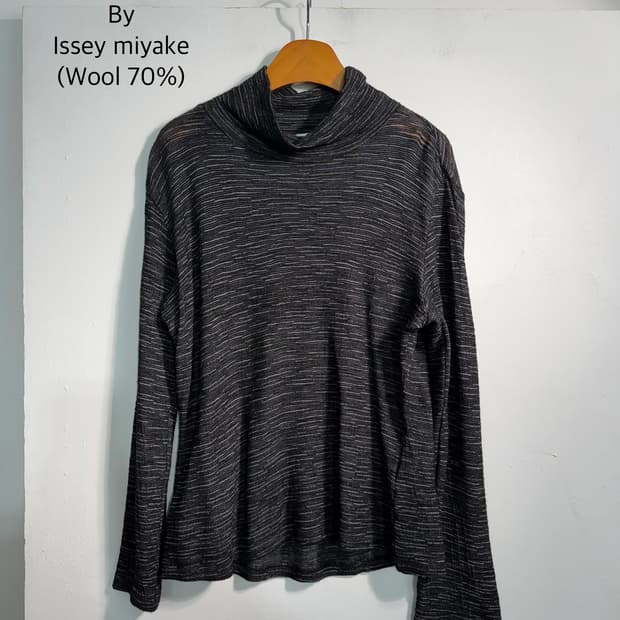 Plantation 이세이미야케 울 70% 모크넥 니트