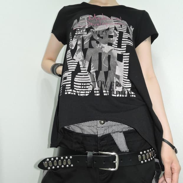 Grunge Unbalanced Hem T-Shirt