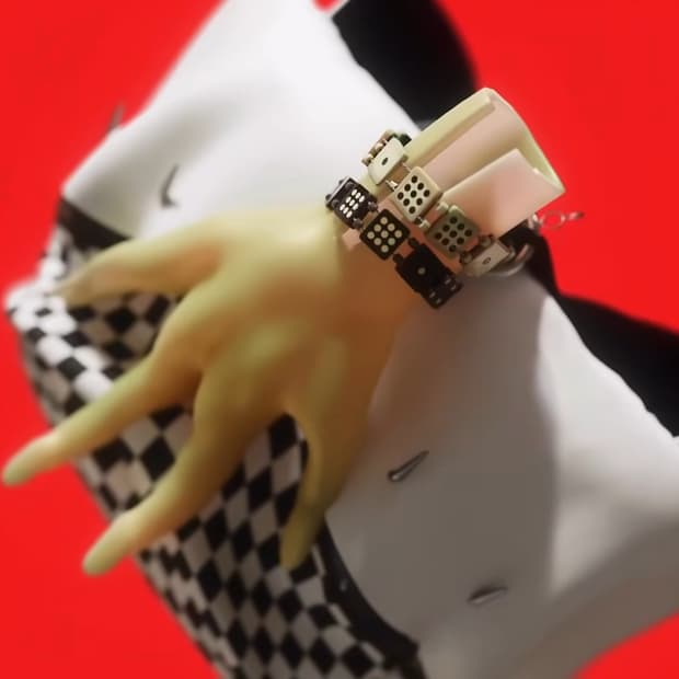 Bazo 1199 × Cannnone dice bracelet