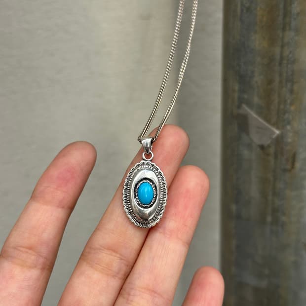 Turquoise Shield Oval 925Silver Necklac 