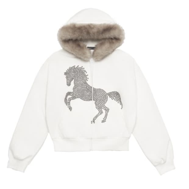 604서비스 퍼 후드집업 구해요