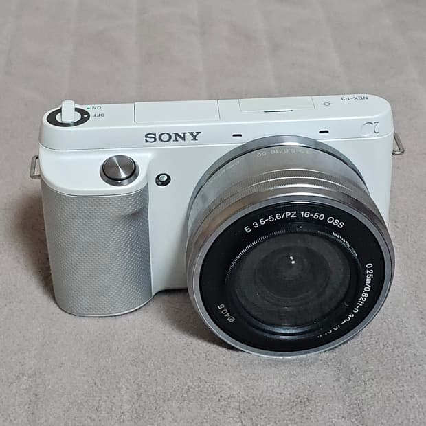소니 NEX-F3 미러리스 카메라