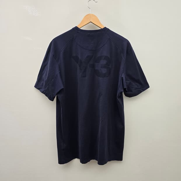 Y-3 클래식 백 로고 반팔 티셔츠 (네이비)