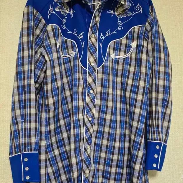 HbarC 웨스턴 자수 셔츠