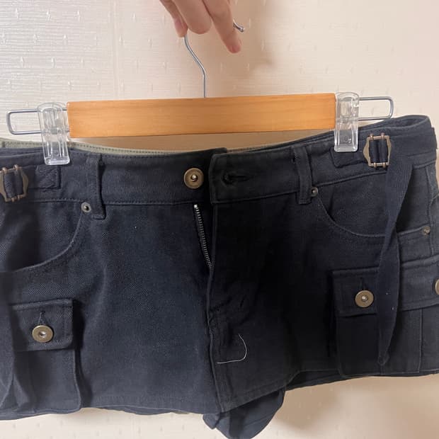 페인오어플레져 카고스커트 카키 블랙