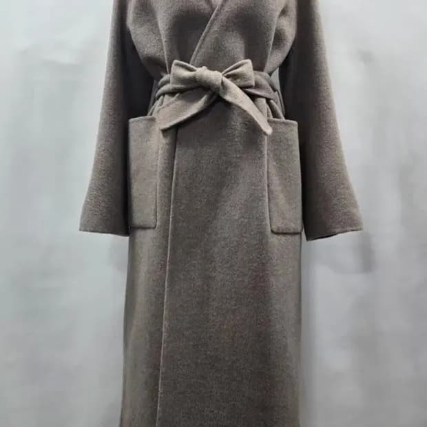 [0758]모니크 monique 핸드메이드  브이넥 울 코트 free