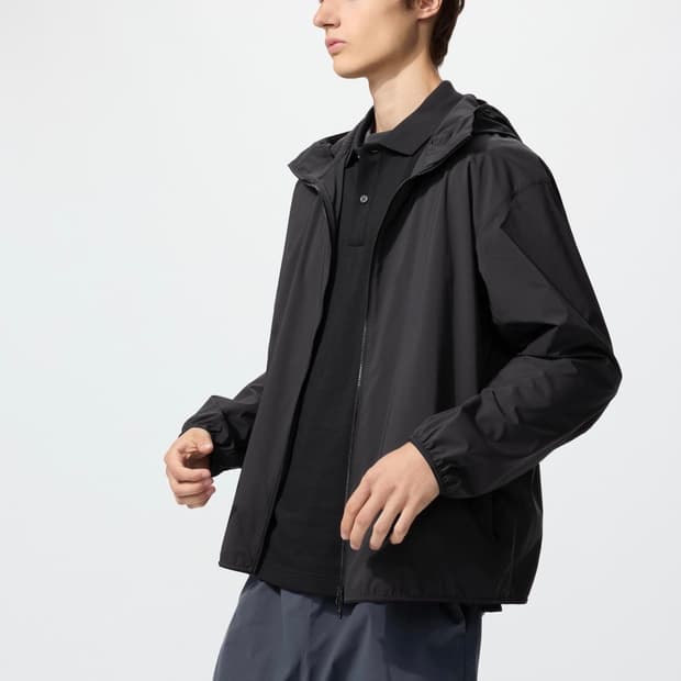 유니클로 UV포터블 바람막이