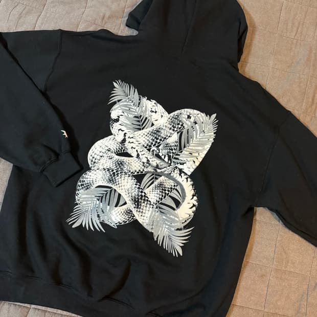 쏜 애플 위그아 머천 후드티 