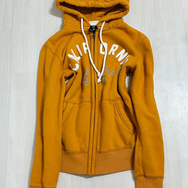 🧡후아유 딱붙핏 머스타드 옐로우 아치로고 후드집업 노랑