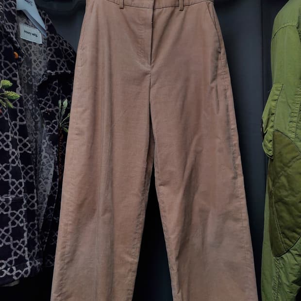 띠어리 코듀로이 세미와이드팬츠