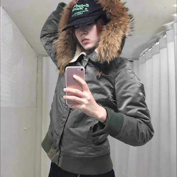 STUDIOUS 재팬 크롭 하이넥 퍼 MA-1 자켓