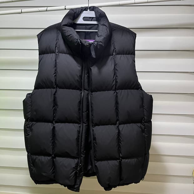 브라운야드 트래블 구스 다운 베스트 . 블랙