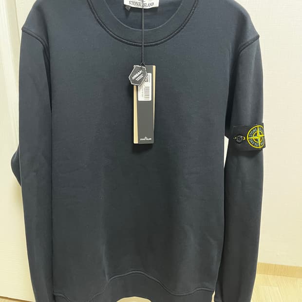 스톤아일랜드 25ss 네이비 블루 맨투맨