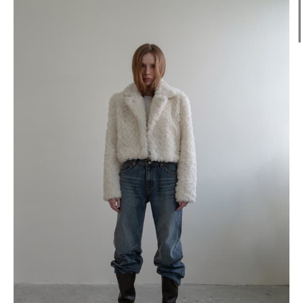 더오유 베이직 퍼 자켓 (택달린 새상품)