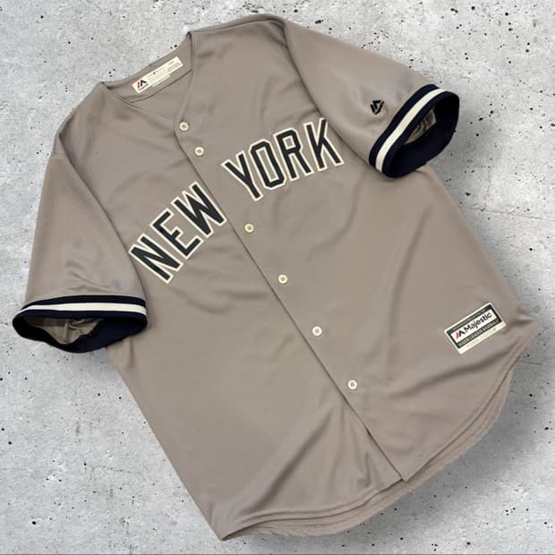 [L] 마제스틱 뉴욕 양키스 야구 유니폼 반팔 C936