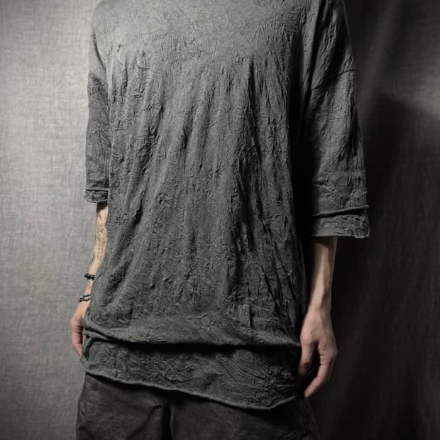 AF Artefact Wrinkled Layered Top