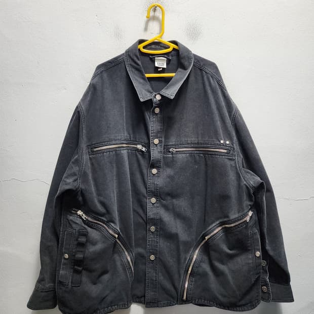 파프롬왓 파아카이브 흑청 커브 집업 데님자켓