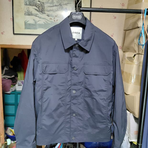 [지오지아]트러커 스냅점퍼 105사이즈 블랙컬러 