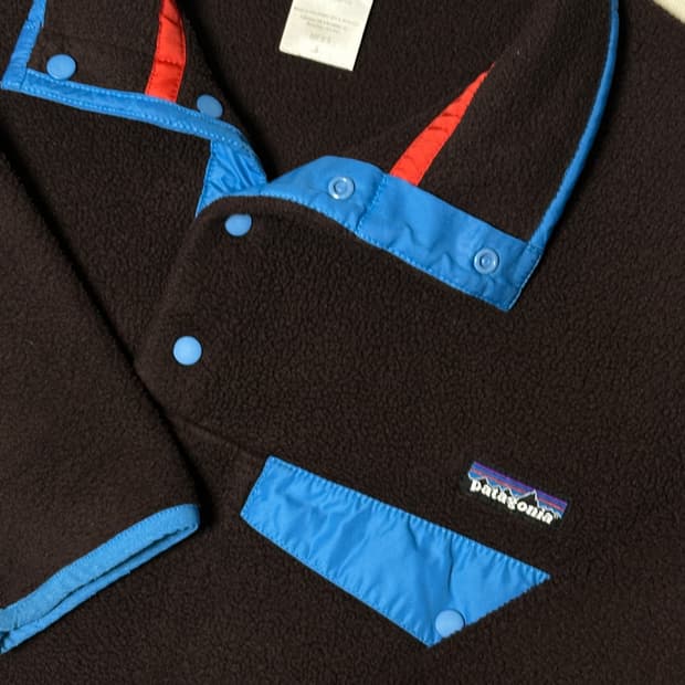 파타고니아 신칠라 브라운 블루