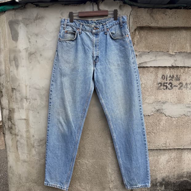 90’s 550 Vintage Levi's 