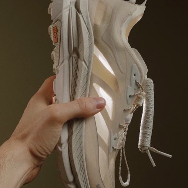 호카 새티스파이 마파테스피드4 라이트 본 판매합니다