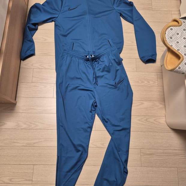 나이키 축구 트레이닝 세트 라지