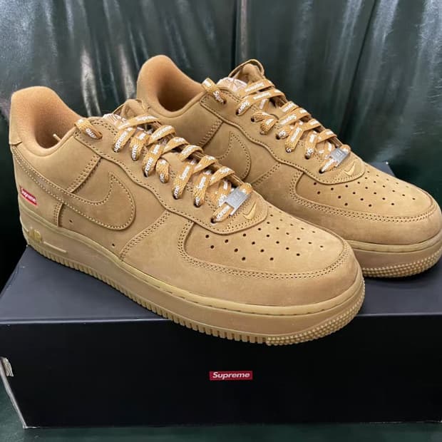 나이키 x 슈프림 에어포스 1 로우 플랙스