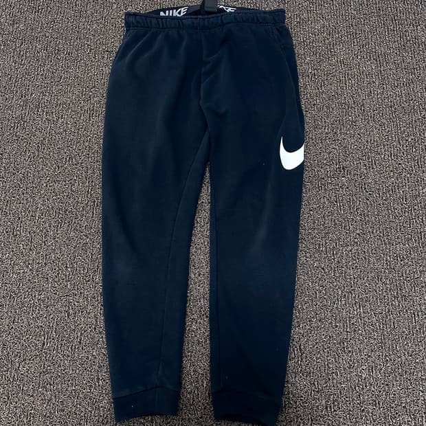 NIKE 나이키 조거팬츠 추리닝 바지 블랙 L