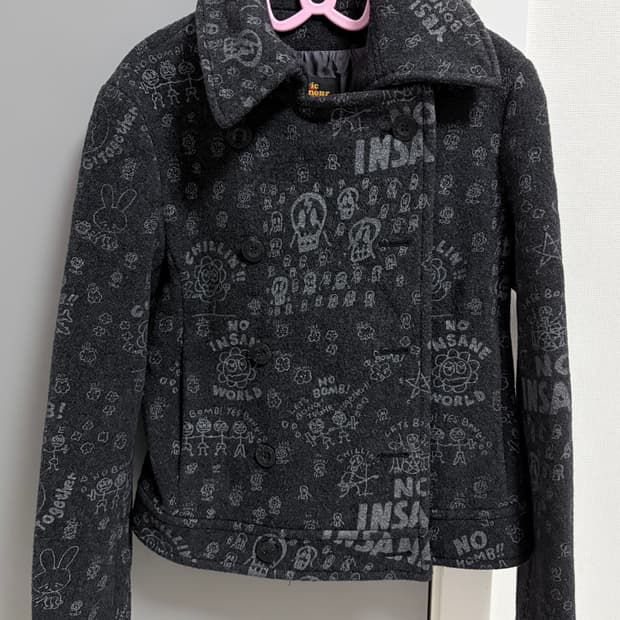 히스테릭 글래머 크롭 피코트