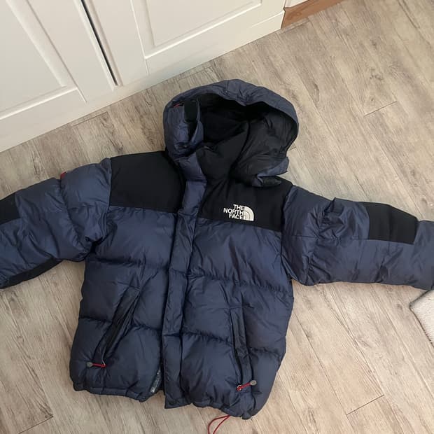 노스페이스 700 xs 레드로고