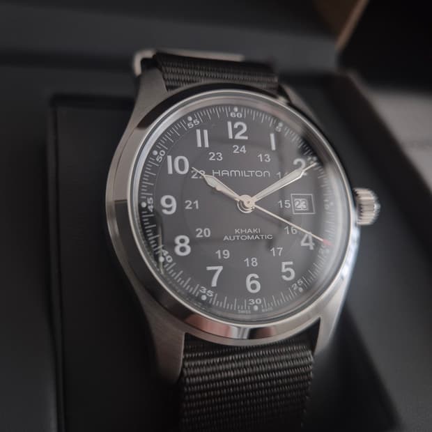 [해밀턴/새상품] 카키필드 오토 42mm