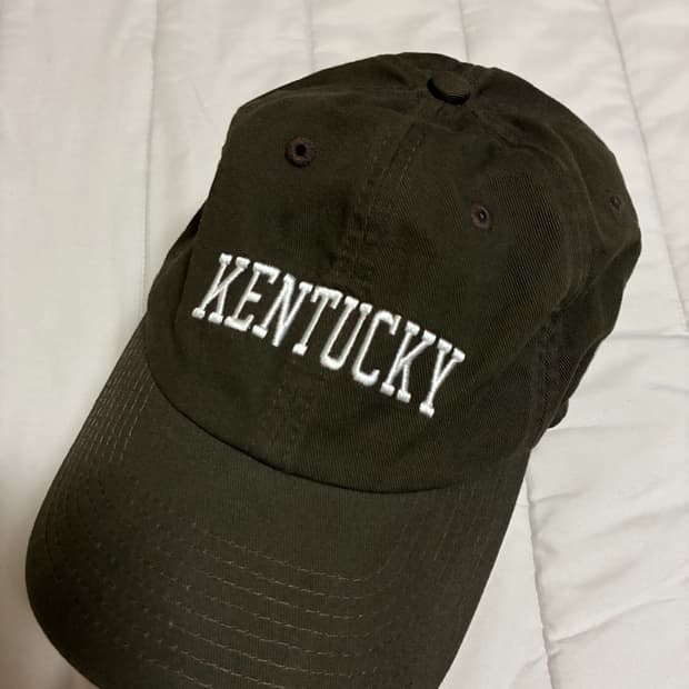 뉴에라 캔터키 캡 모자