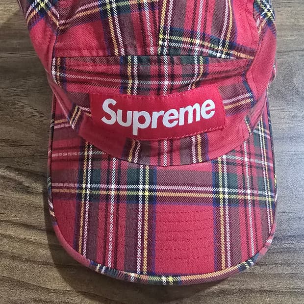 슈프림 워시드 치노 트윌 캠프캡 레드 타탄 - 20FW