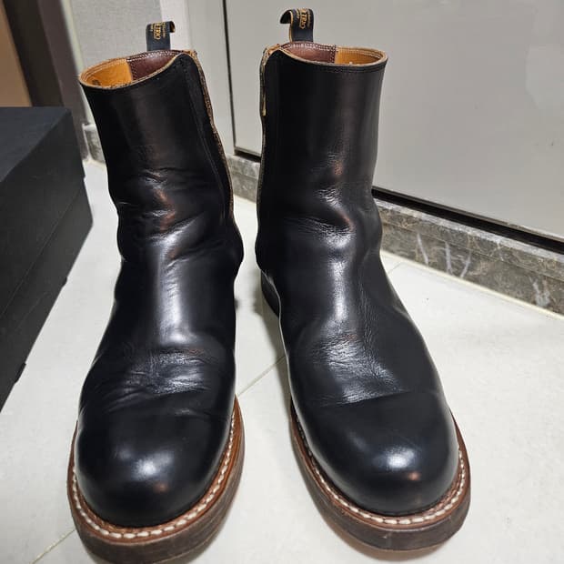 롤링덥트리오 캐스퍼 블랙 크롬악셀 8.5사이즈