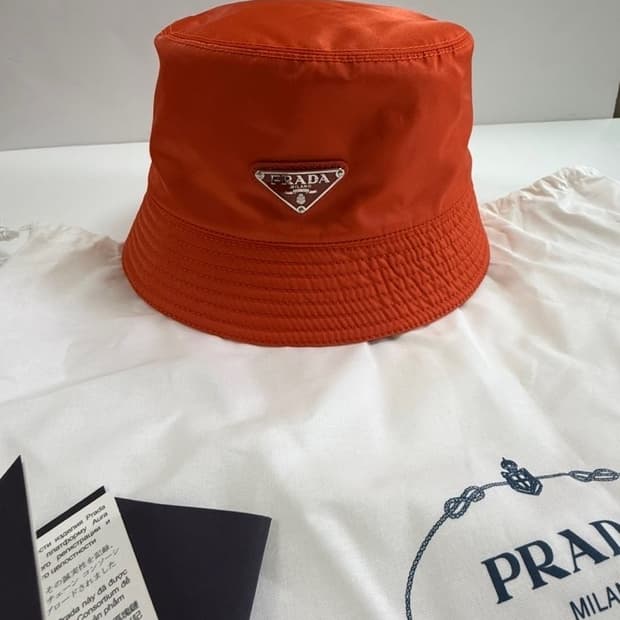 프라다 벙거지 prada
