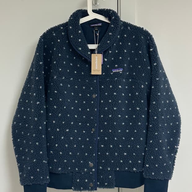 파타고니아 도트 땡땡이 플리스 자켓 네이비