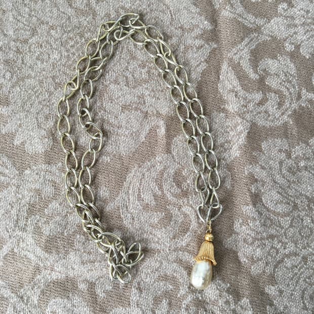pendent necklace