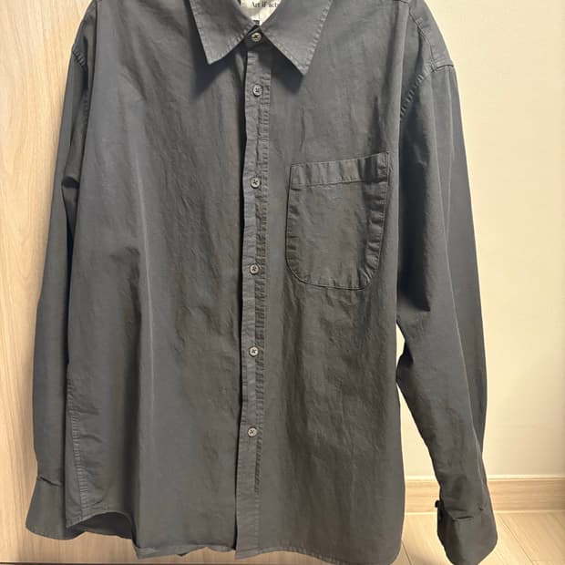 아트이프액츠 셔츠 차콜