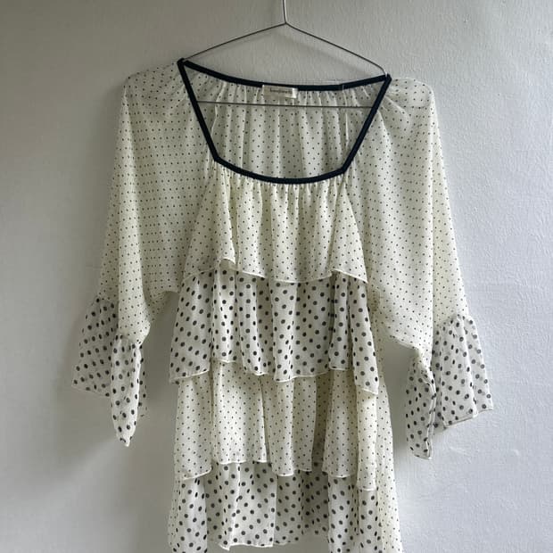 땡땡이 블라우스 