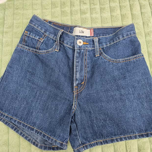 리바이스 여성숏팬츠