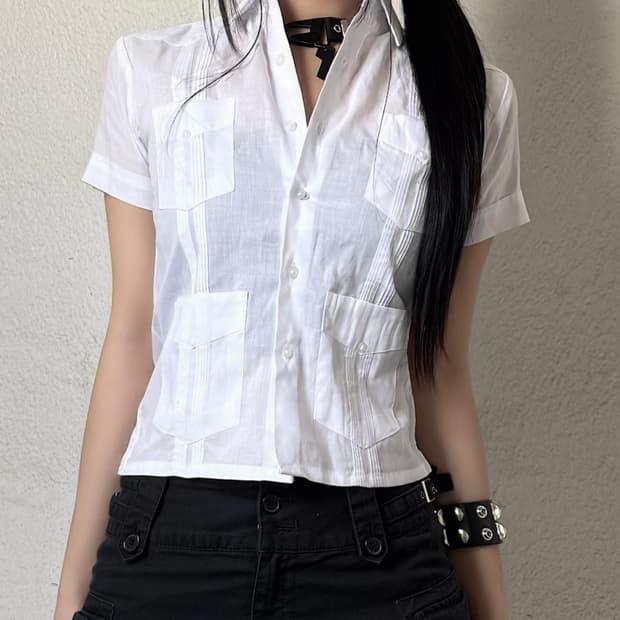 Crop white shirt