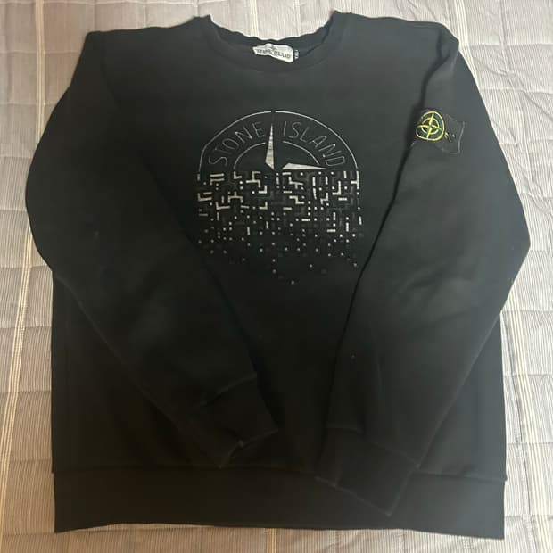 스톤 아일랜드 맨투맨 팝니다