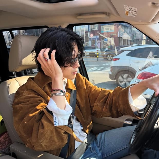 Sunburn(썬번) 셔츠